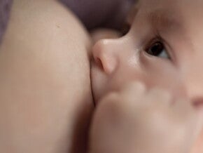 Kojení miminek - Nestlé Baby Kojení miminek - Nestlé Baby